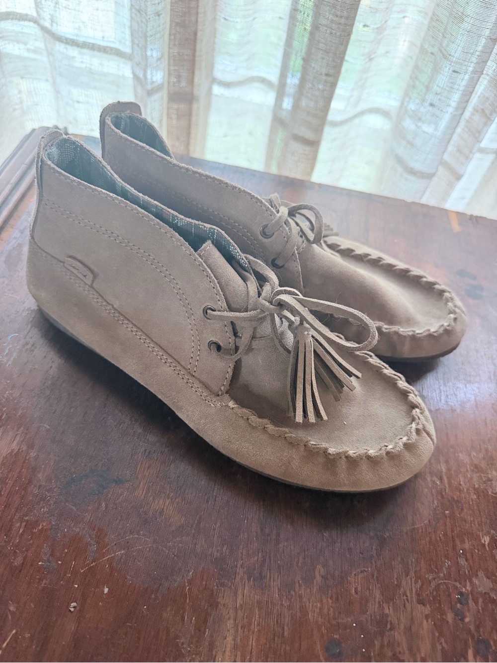 Sanuk Women's Taupe Suede Tassel Moccasins